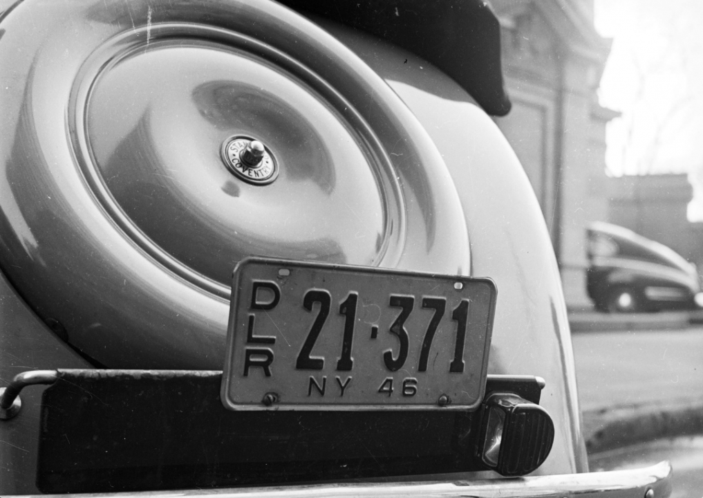 1946